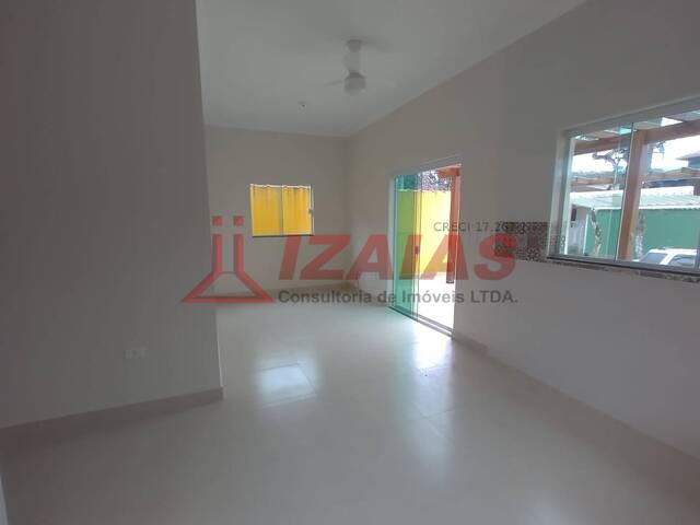 Casa para Venda em Ubatuba - 2